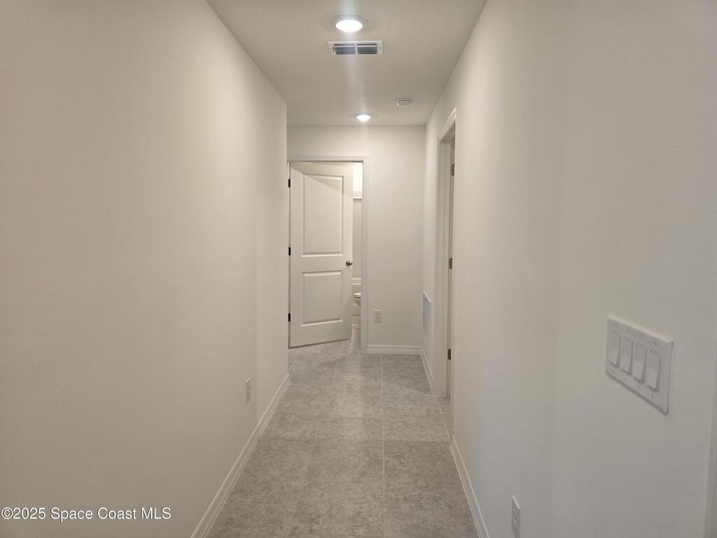 551 SW Richmond Circle, Palm Bay, FL 32908