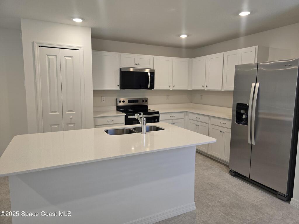 551 SW Richmond Circle, Palm Bay, FL 32908