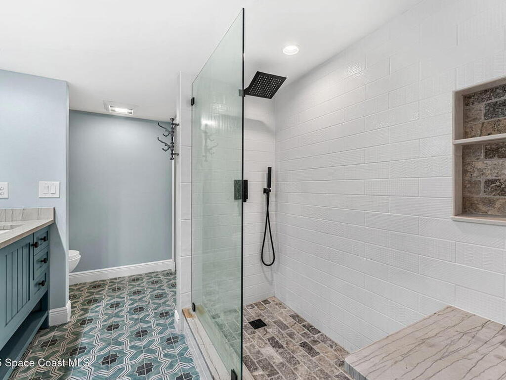 995 N Highway A1A, Indialantic, FL 32903