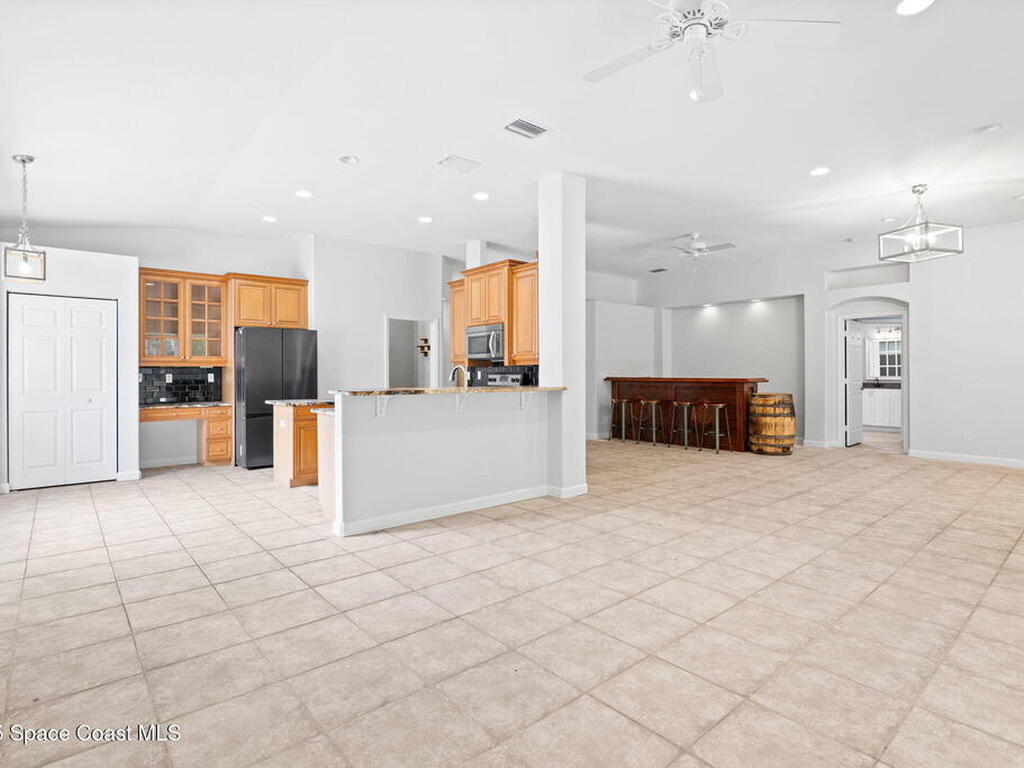 439 Gardendale Circle, Palm Bay, FL 32909