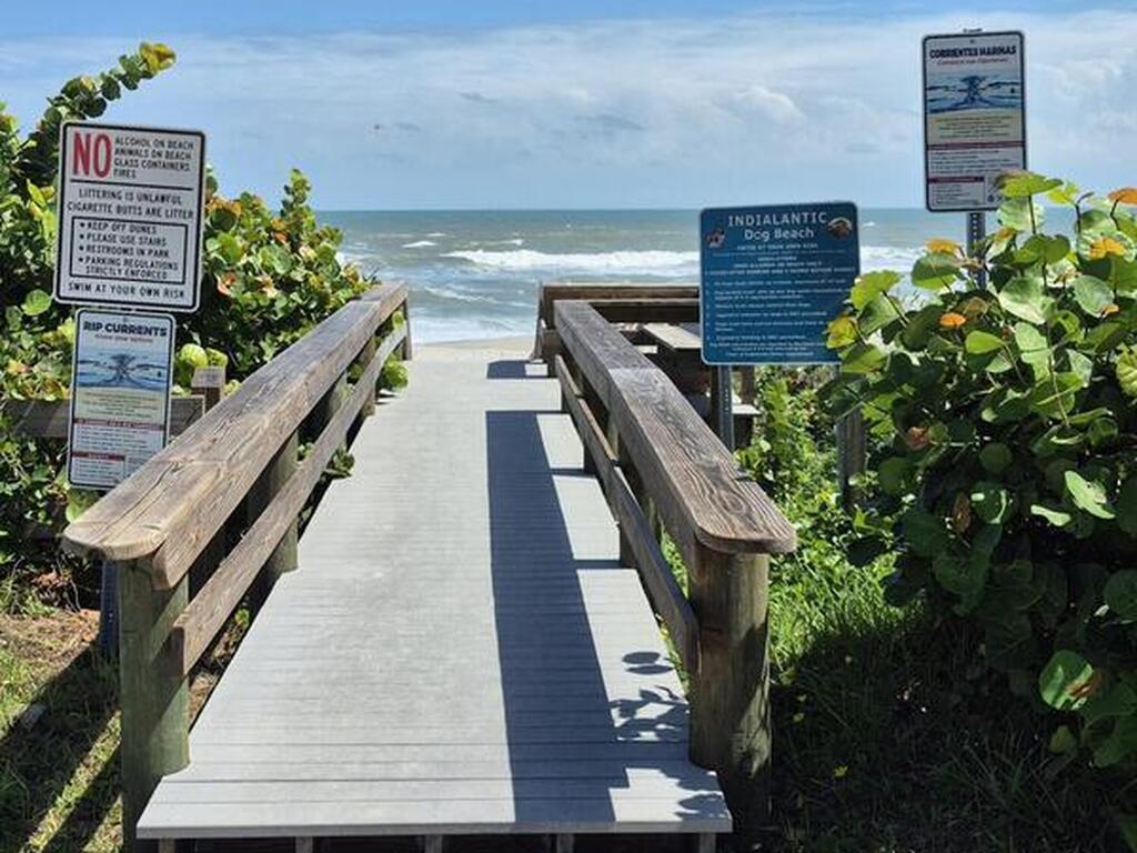 585 Bahama Drive, Indialantic, FL 32903