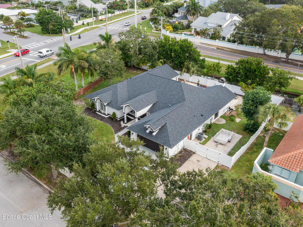 608 Veracruz Boulevard, Indialantic, FL 32903