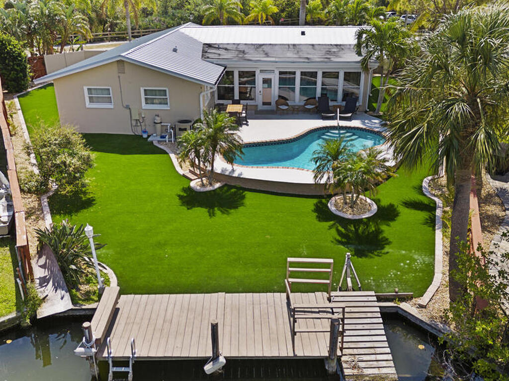 931 S Fourth Street, Cocoa Beach, FL 32931