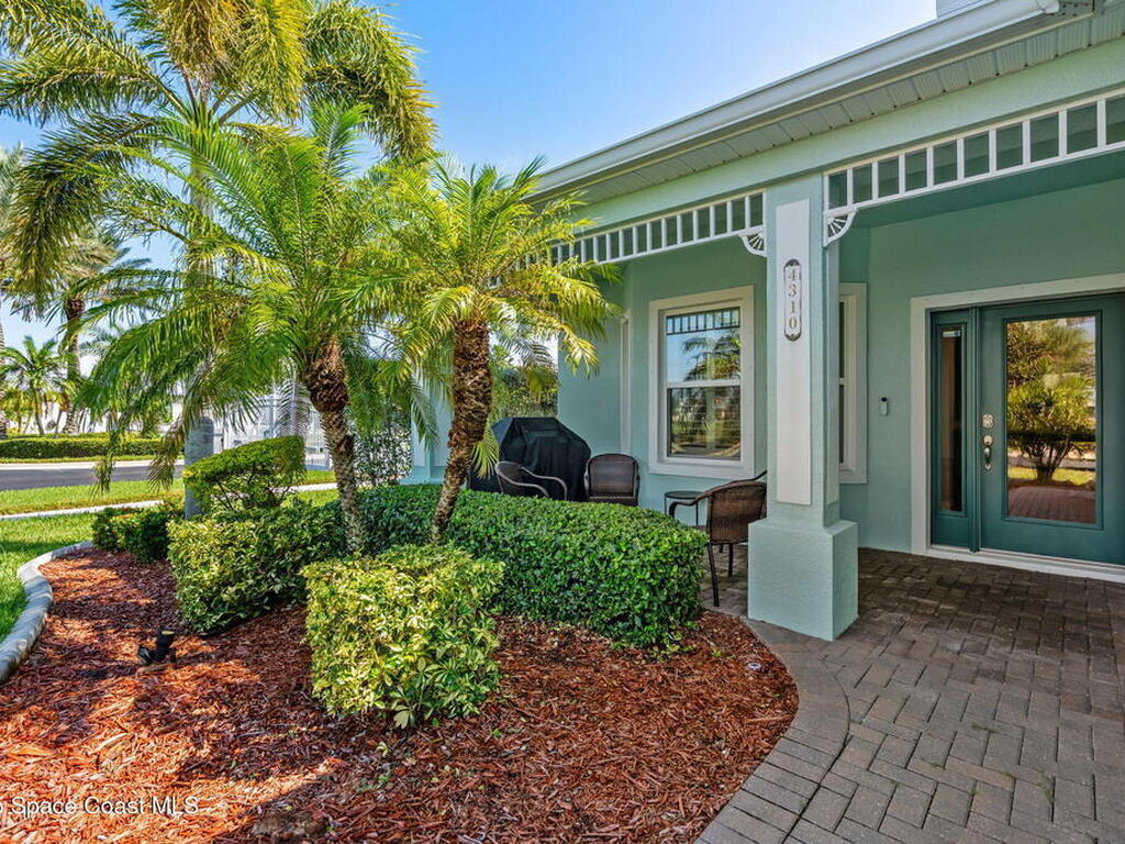 4310 Alamanda Key Drive, Melbourne, FL 32901