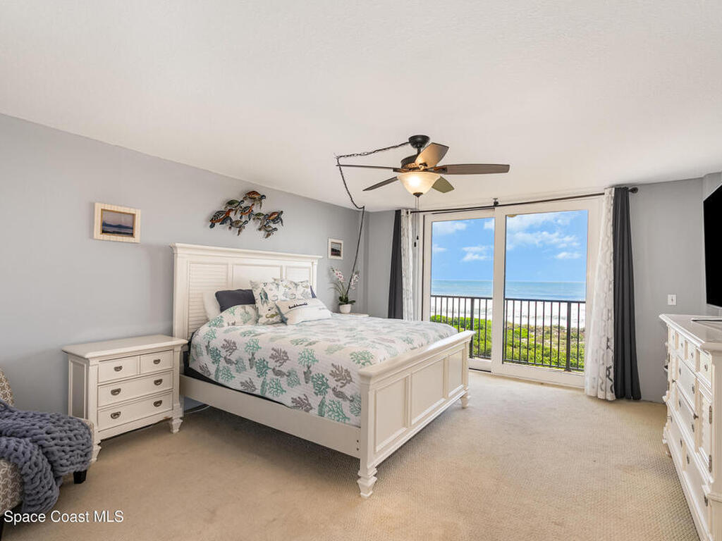 2815 S Atlantic Avenue, Cocoa Beach, FL 32931