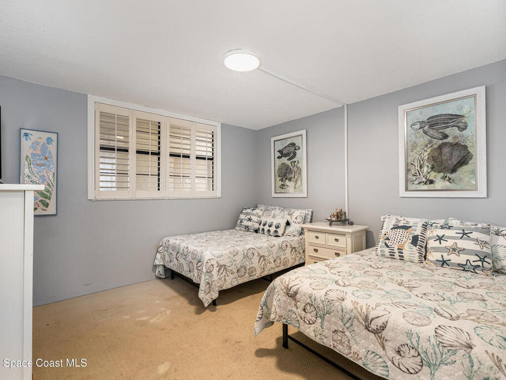 2815 S Atlantic Avenue, Cocoa Beach, FL 32931