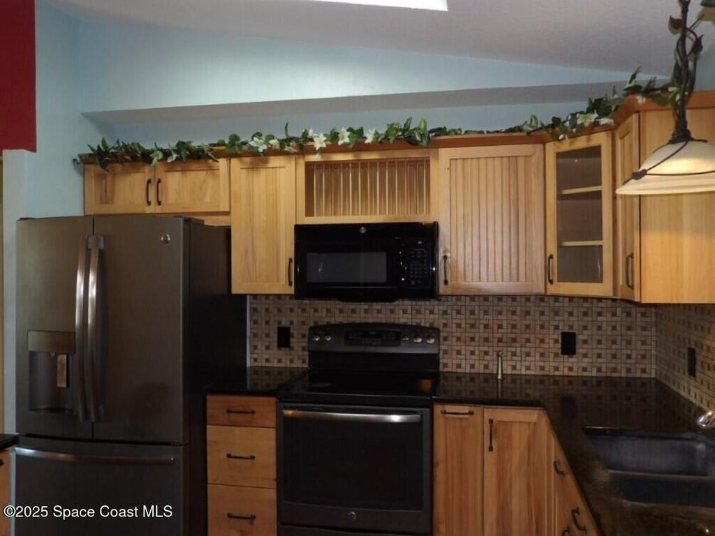 916 Le Baron Street, Palm Bay, FL 32908