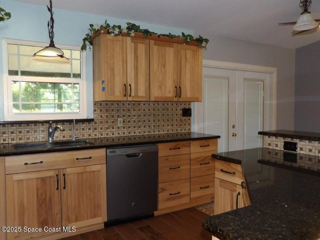 916 Le Baron Street, Palm Bay, FL 32908