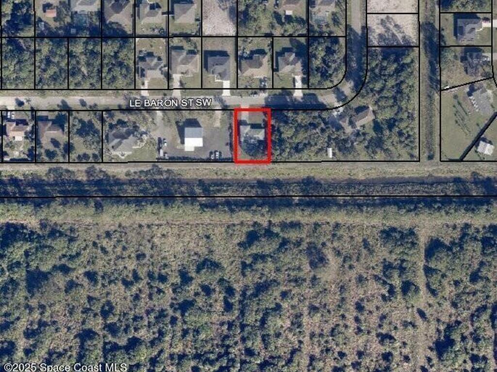 916 Le Baron Street, Palm Bay, FL 32908