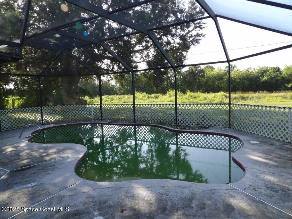 916 Le Baron Street, Palm Bay, FL 32908