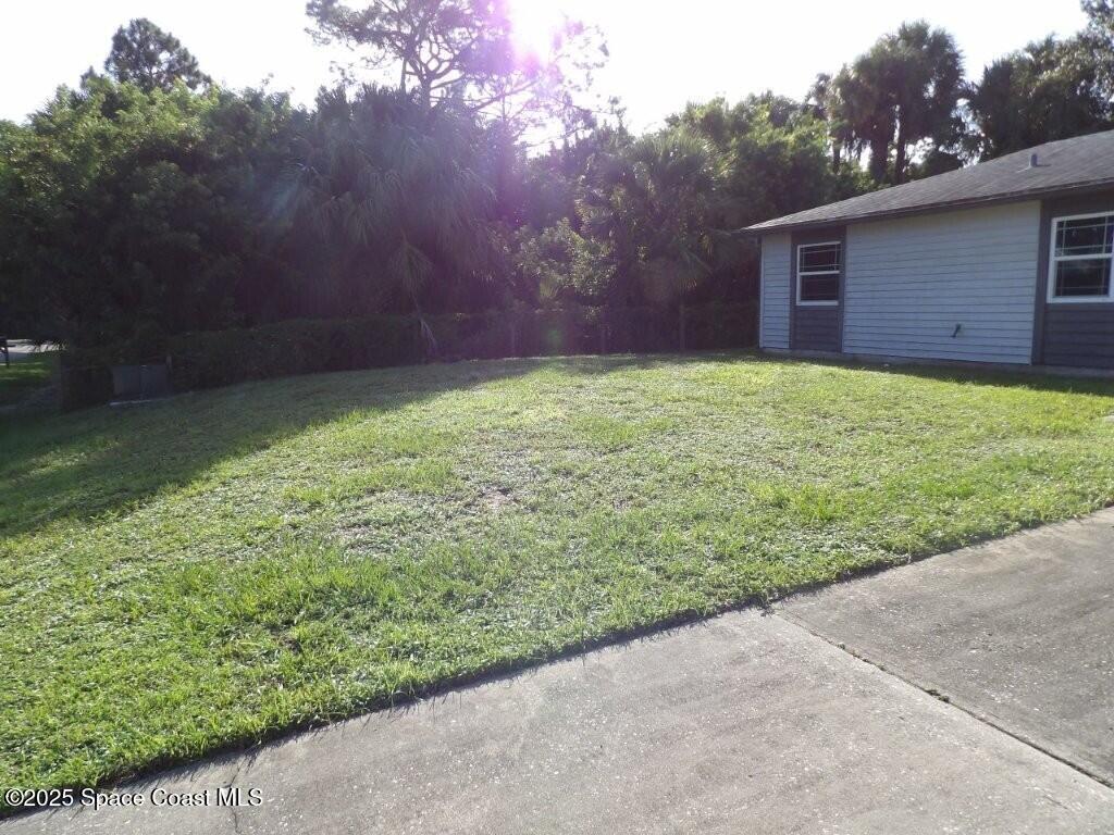 916 Le Baron Street, Palm Bay, FL 32908