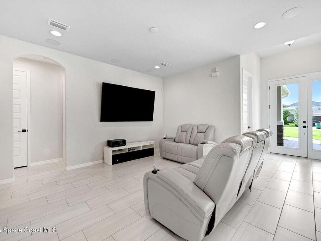 2724 Blazing Star Drive, Melbourne, FL 32940