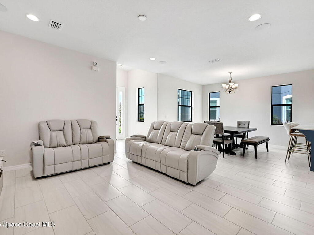 2724 Blazing Star Drive, Melbourne, FL 32940