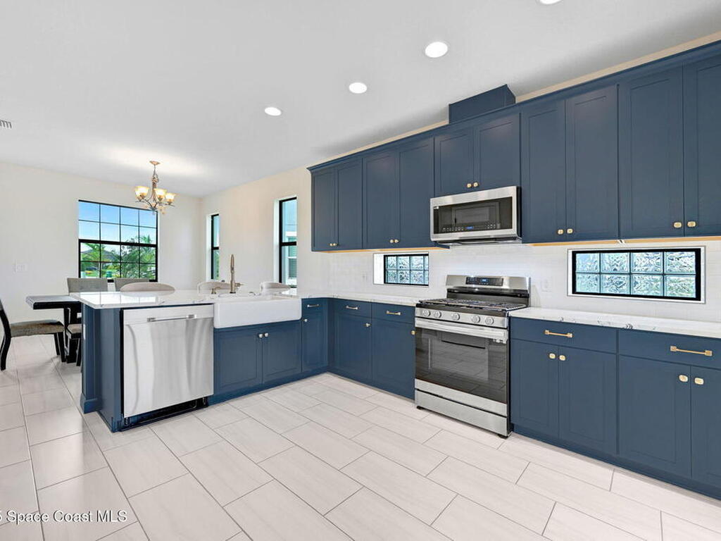 2724 Blazing Star Drive, Melbourne, FL 32940