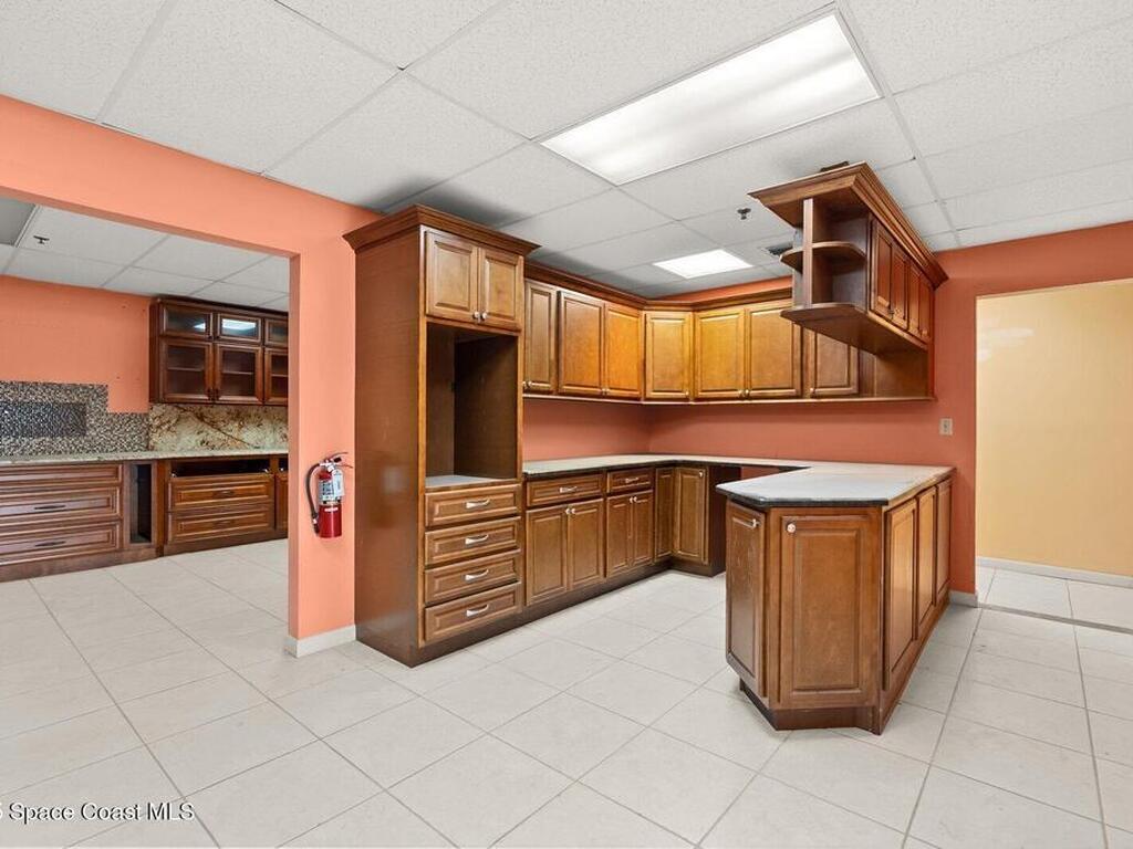 1050 W King Street, Cocoa, FL 32922