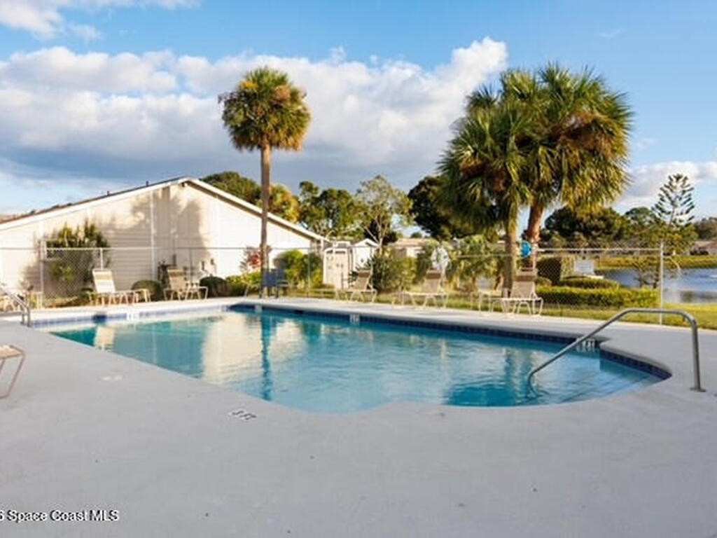 1933 Quail Ridge Court, Cocoa, FL 32926