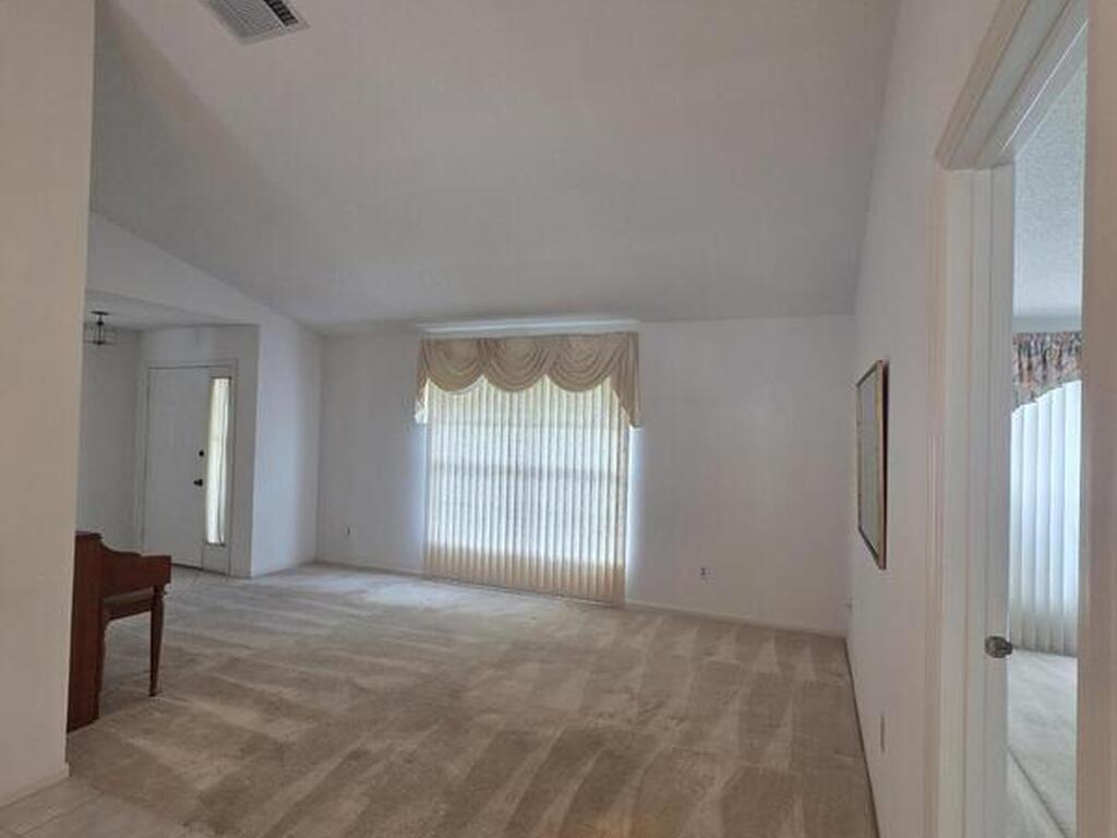 4636 Creekview Lane, Oviedo, FL 32765