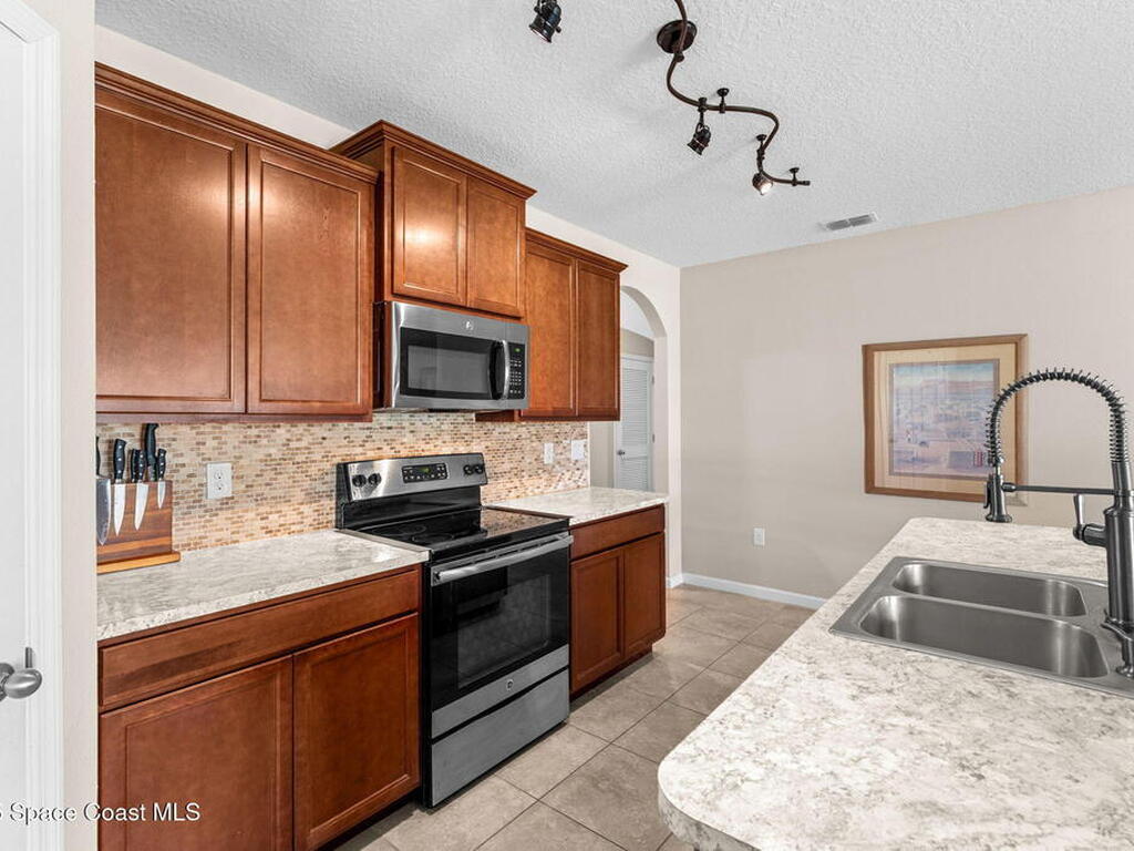 4630 Amaca Bay Lane, Melbourne, FL 32935