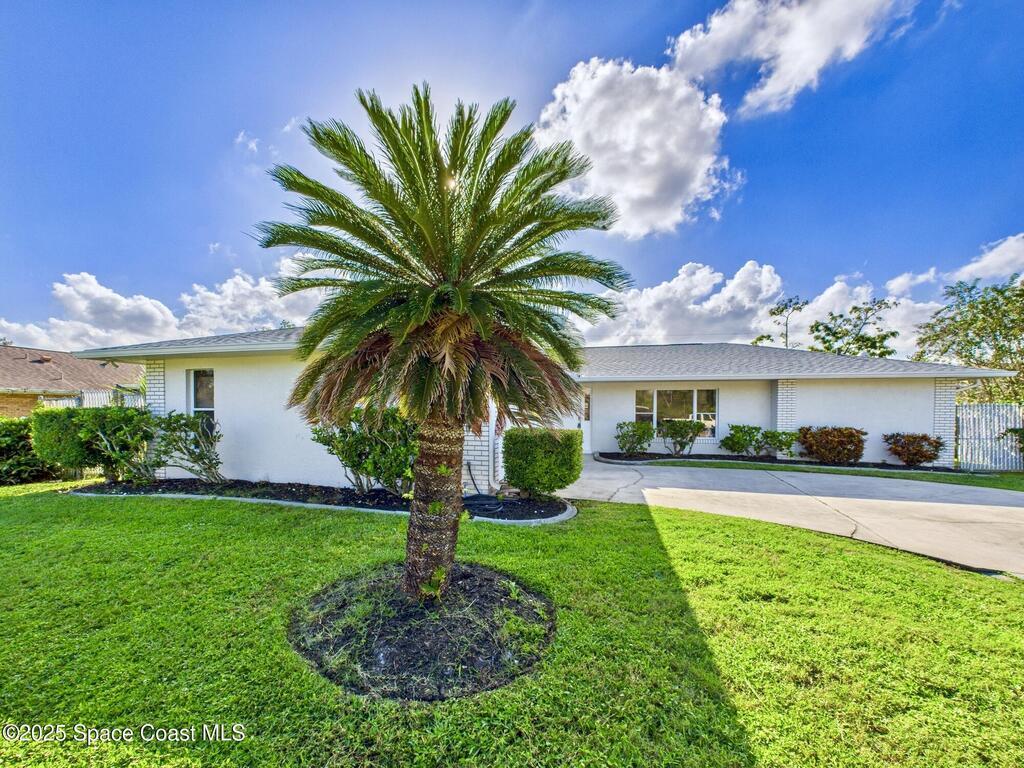 2280 NE Fallon Boulevard, Palm Bay, FL 32907