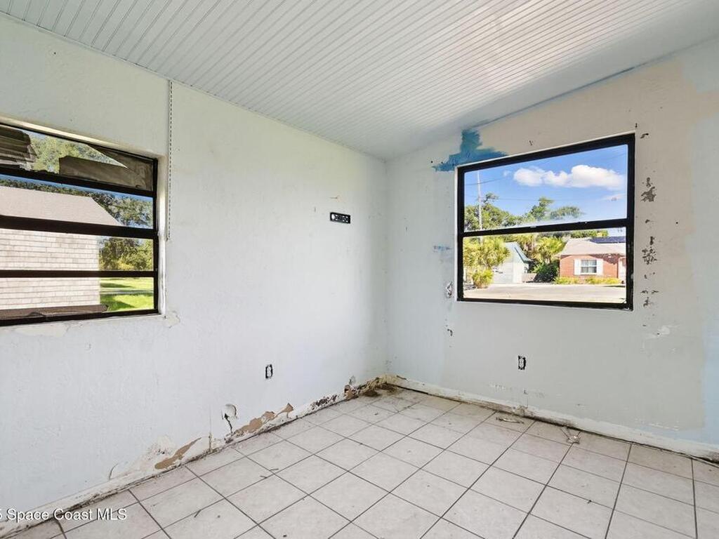 401 Poinciana Drive, Melbourne, FL 32935