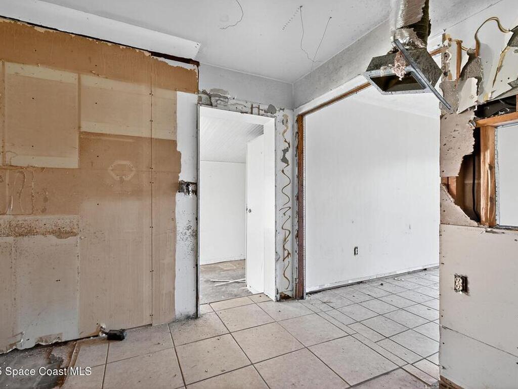 401 Poinciana Drive, Melbourne, FL 32935