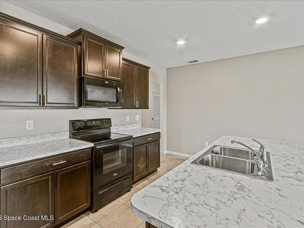 465 N Sorrento Drive, Cocoa, FL 32922