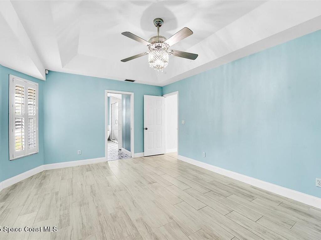 6107 NW Gause Avenue, Port St. Lucie, FL 34986