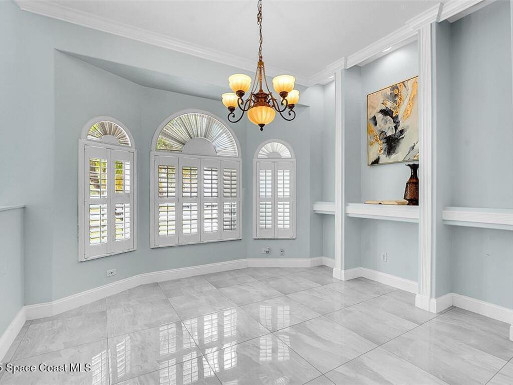 6107 NW Gause Avenue, Port St. Lucie, FL 34986