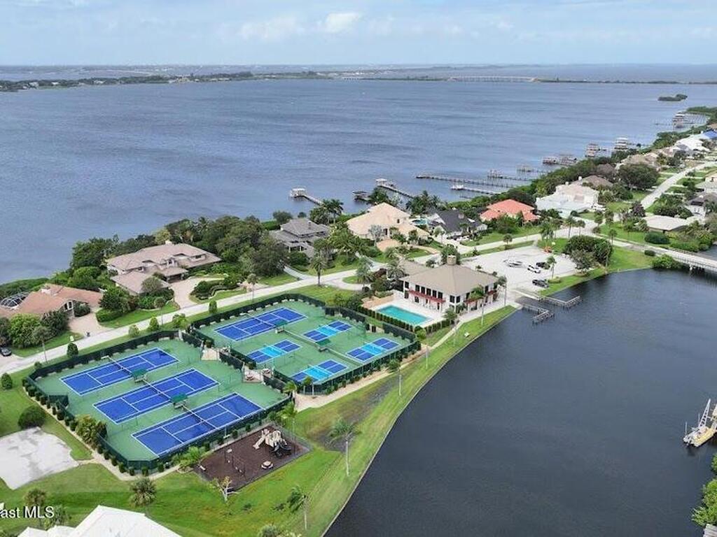 419 Lanternback Island Drive, Satellite Beach, FL 32937