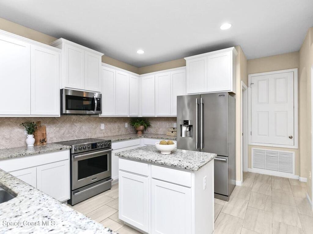 3355 Salt Marsh Circle, West Melbourne, FL 32904