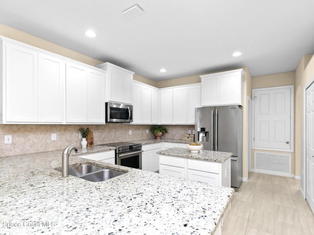 3355 Salt Marsh Circle, West Melbourne, FL 32904