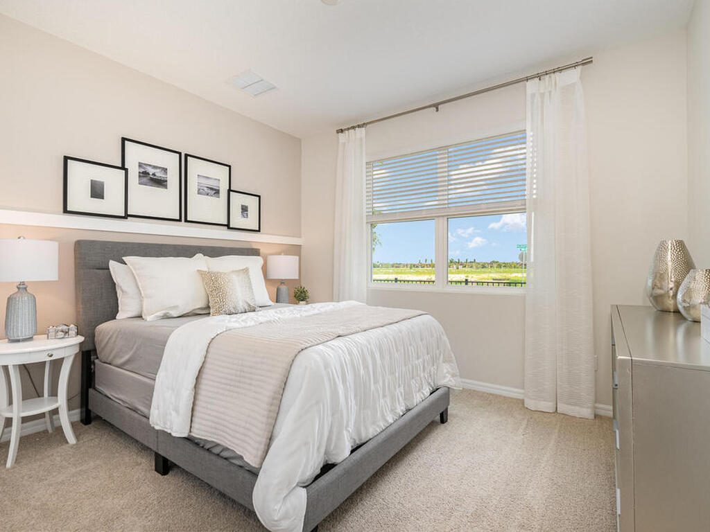 4040 Hollingsworth Drive, Palm Bay, FL 32909