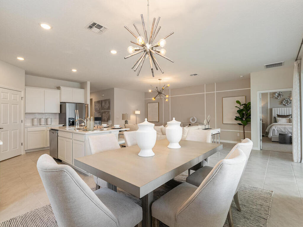 4040 Hollingsworth Drive, Palm Bay, FL 32909