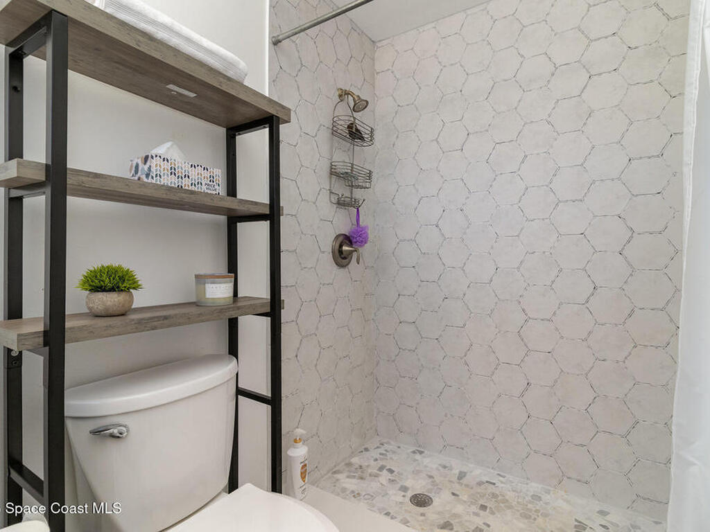 107 Deleon Road, Cocoa Beach, FL 32931