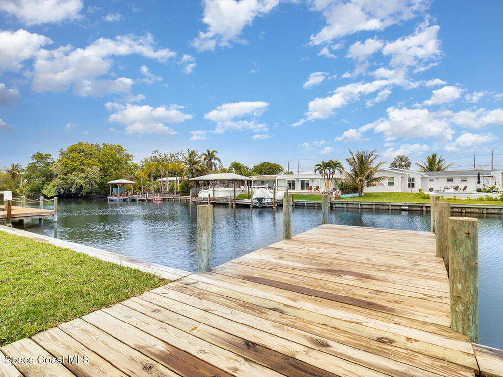 107 Deleon Road, Cocoa Beach, FL 32931