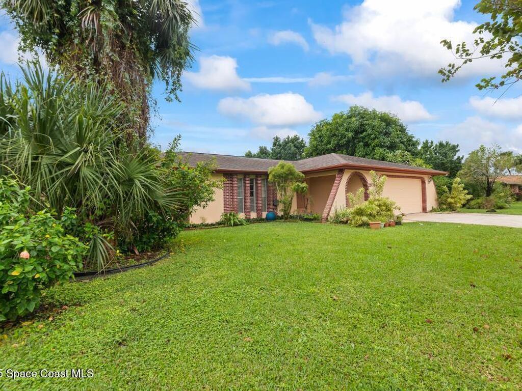 2066 Acacia Street, Palm Bay, FL 32905
