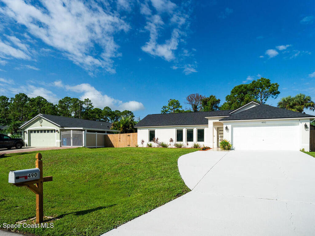 490 Tillman Avenue, Palm Bay, FL 32908