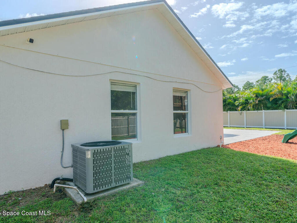 490 Tillman Avenue, Palm Bay, FL 32908
