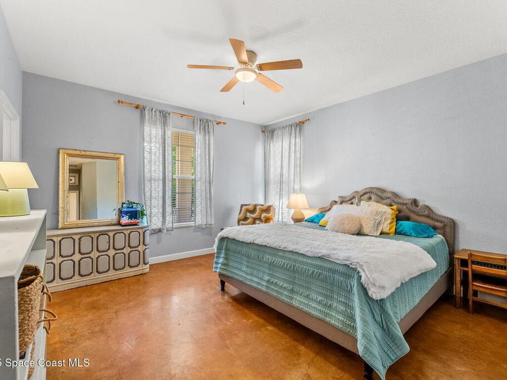 890 Newfound Harbor Drive, Merritt Island, FL 32952