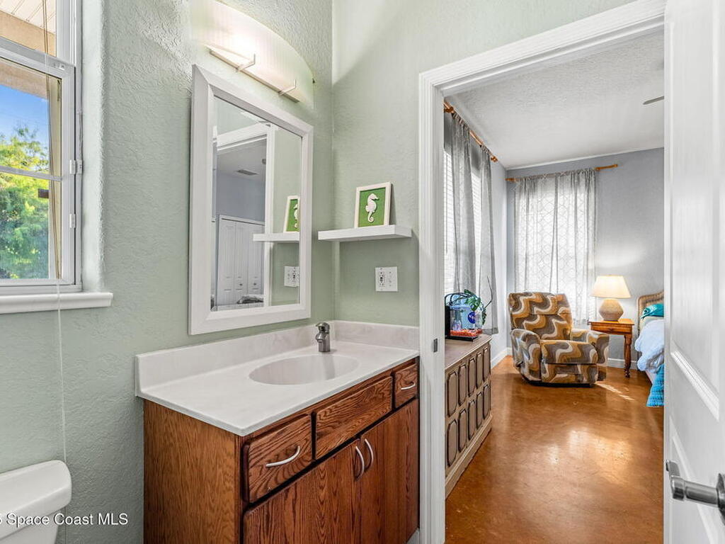 890 Newfound Harbor Drive, Merritt Island, FL 32952