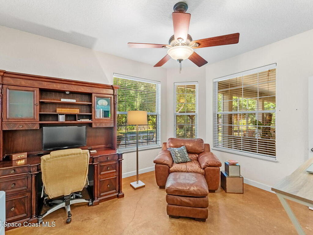 890 Newfound Harbor Drive, Merritt Island, FL 32952