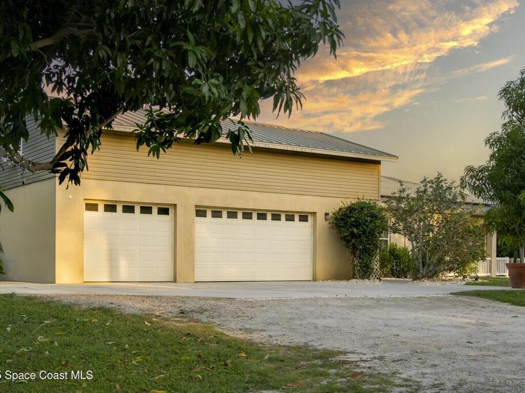 890 Newfound Harbor Drive, Merritt Island, FL 32952