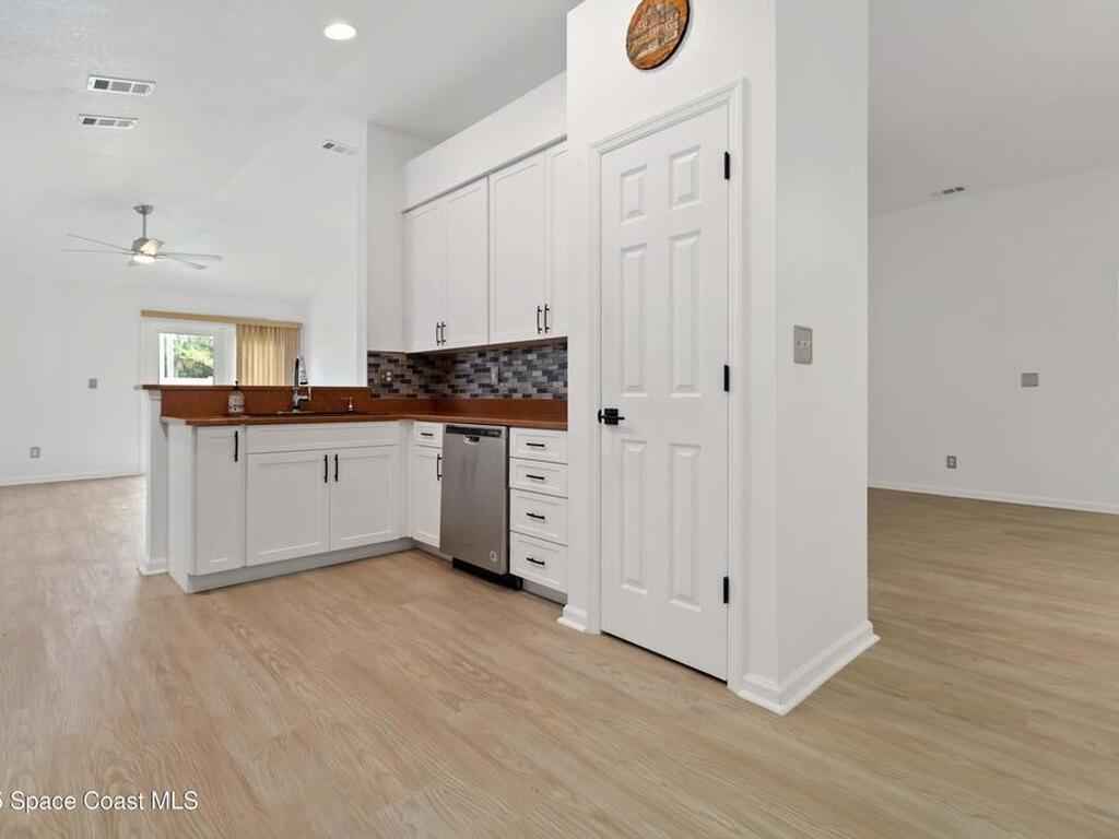 377 Wishing Well Circle, Palm Bay, FL 32908