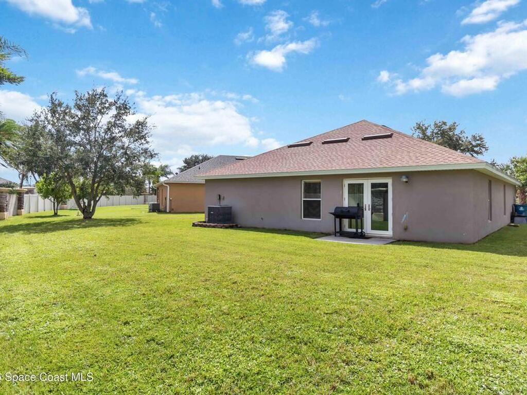 377 Wishing Well Circle, Palm Bay, FL 32908