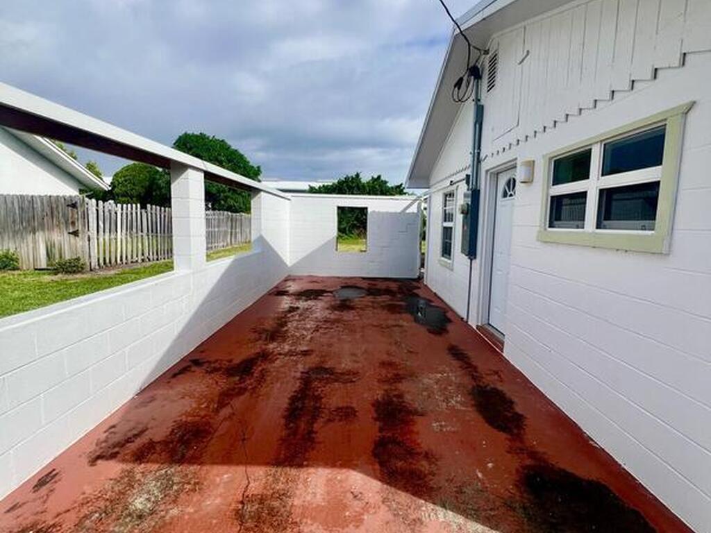 2767 Palm Drive, Palm Bay, FL 32905