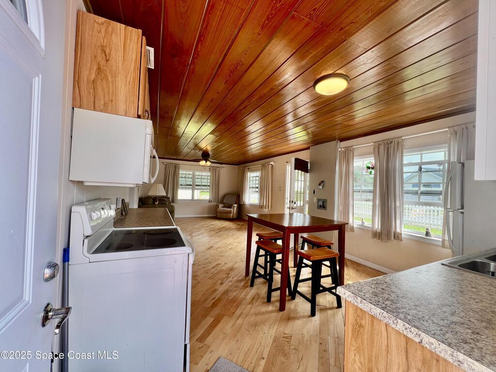 2767 Palm Drive, Palm Bay, FL 32905