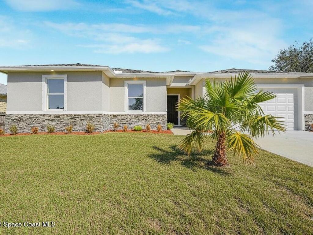 1319 Schneider Street, Palm Bay, FL 32908
