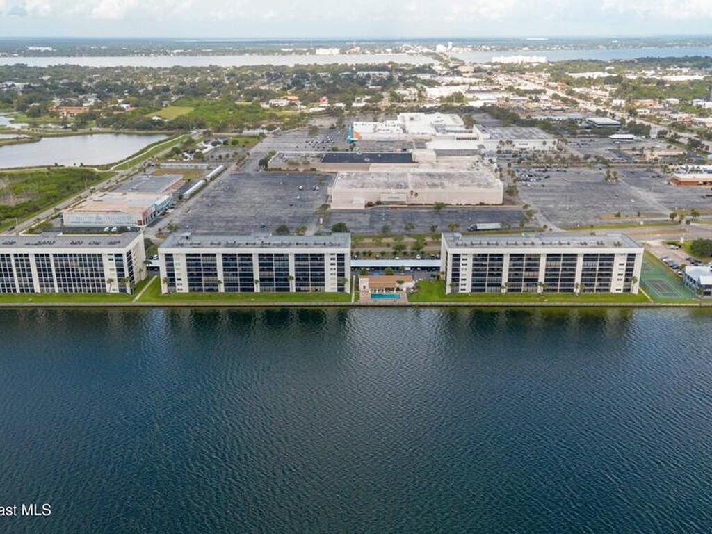 200 S Sykes Creek Parkway, Merritt Island, FL 32952