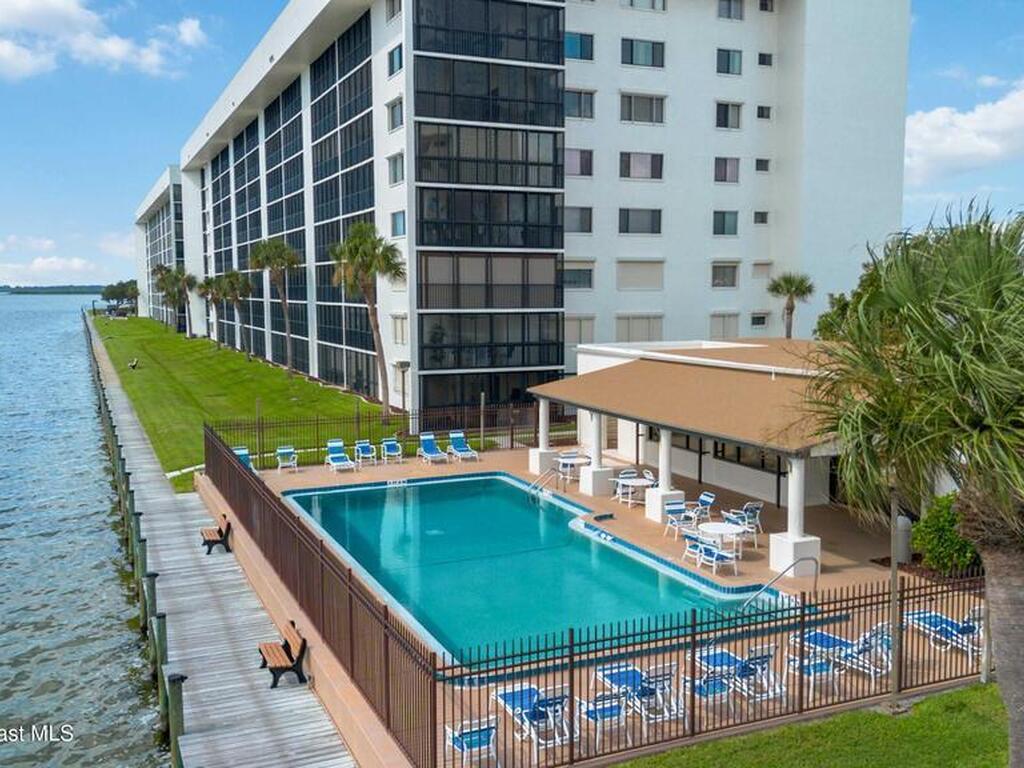 200 S Sykes Creek Parkway, Merritt Island, FL 32952