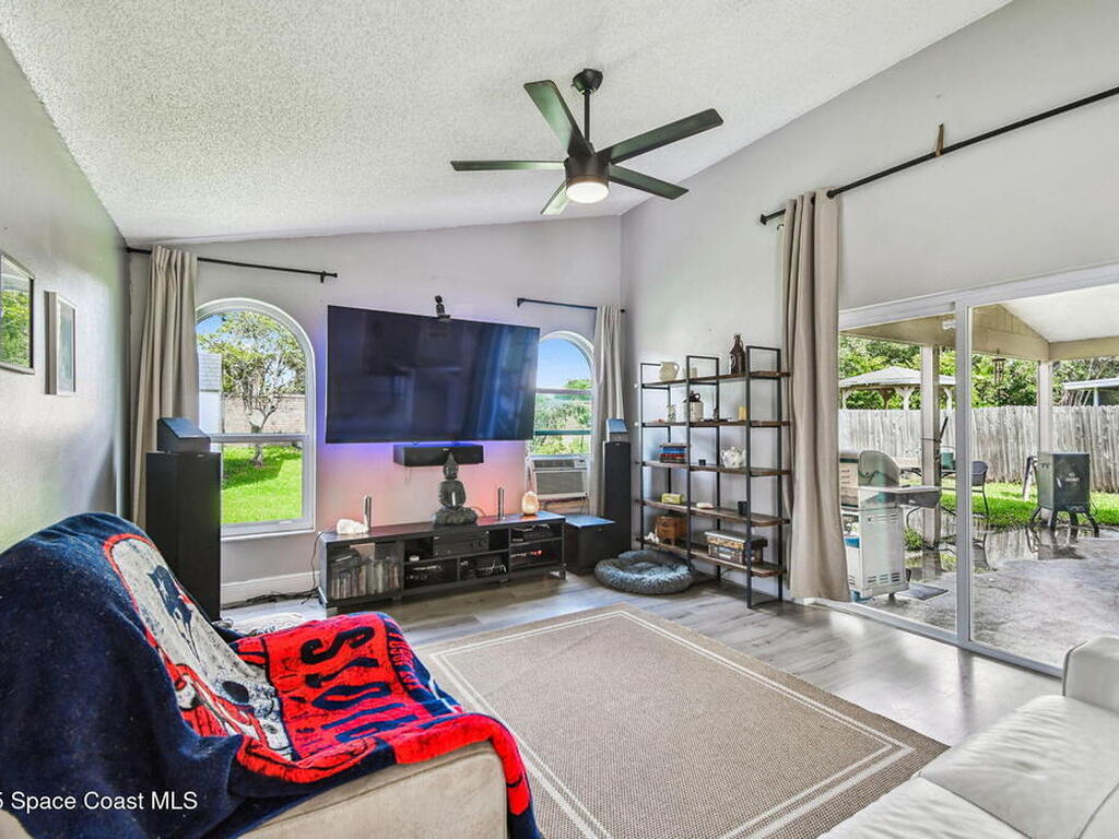 1033 Brielle Avenue, Oviedo, FL 32765